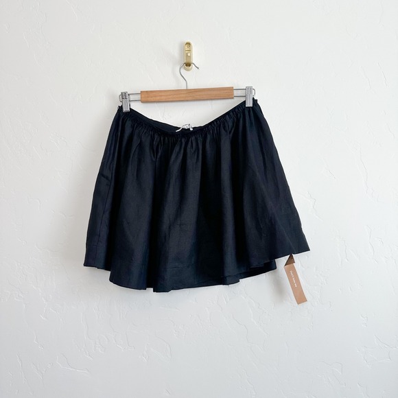 Reformation‎ | Evy 100% Linen Corset Top & Pleated Mini Skirt Set in Black - Picture 9 of 12